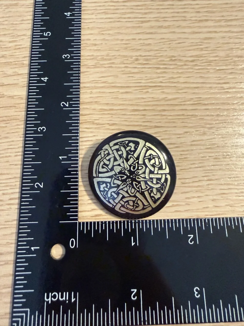 N/A decorative round